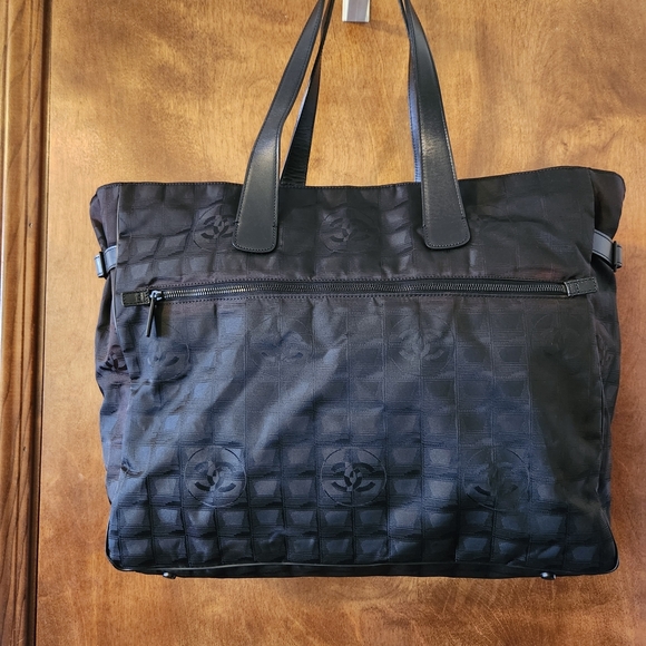 CHANEL Handbags - CHANEL Black Quilted Logo Tre Grand Modele Tote Travel Bag